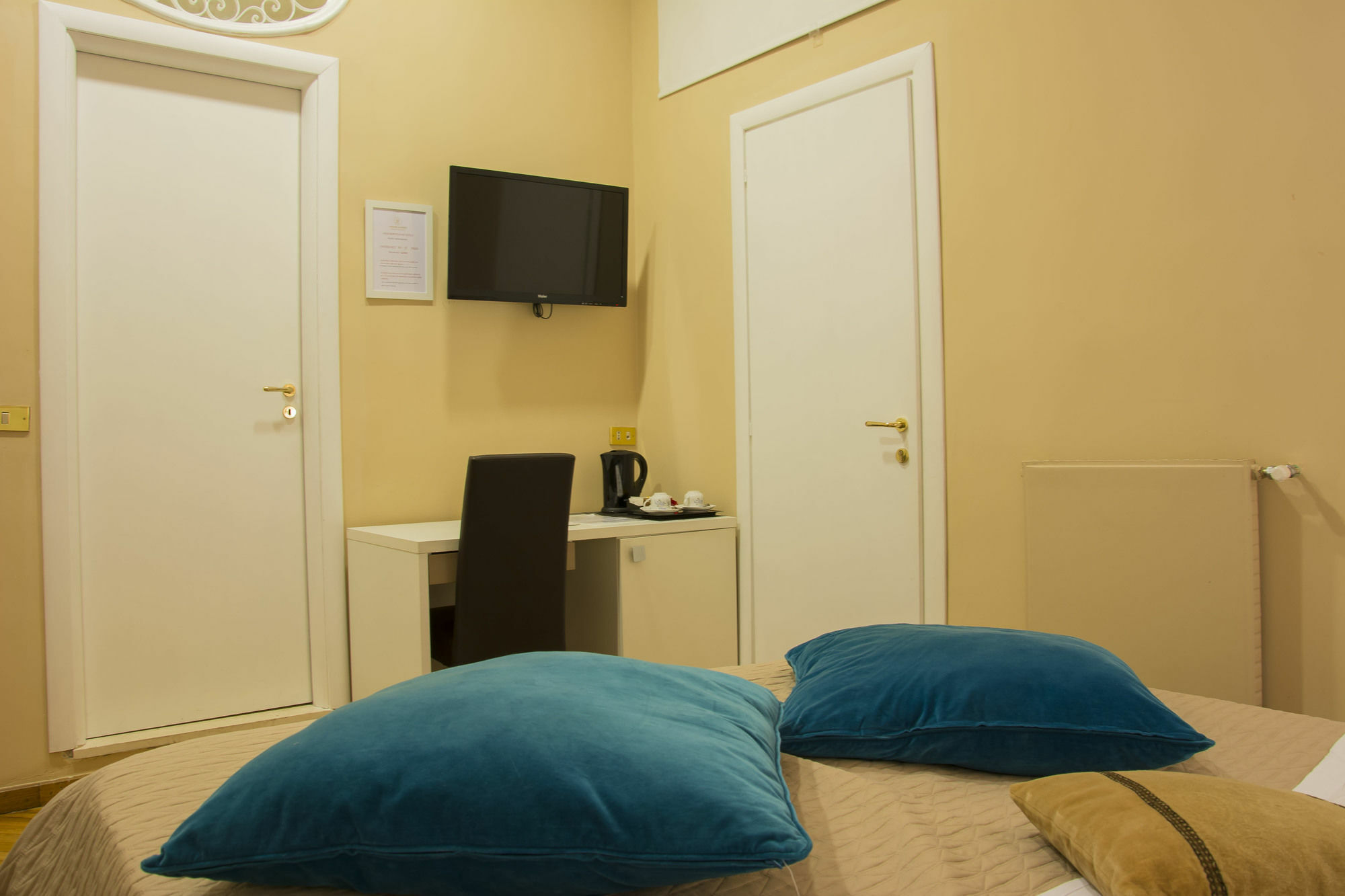 Hotel Il Ventre Di Napoli Extérieur photo