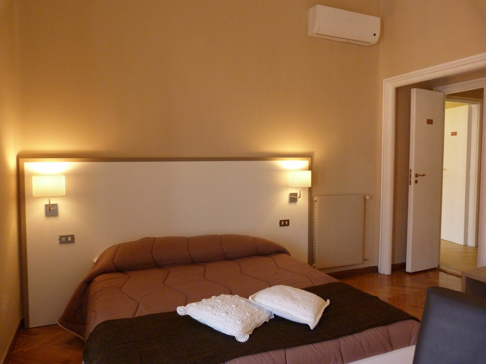 Hotel Il Ventre Di Napoli Extérieur photo
